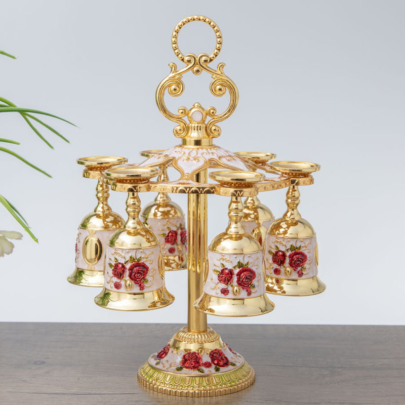Home Bar Set - Nordisches Luxus-Glas-Kelch-Geschenkset, Hängender Stielglashalter & Metallfigur,